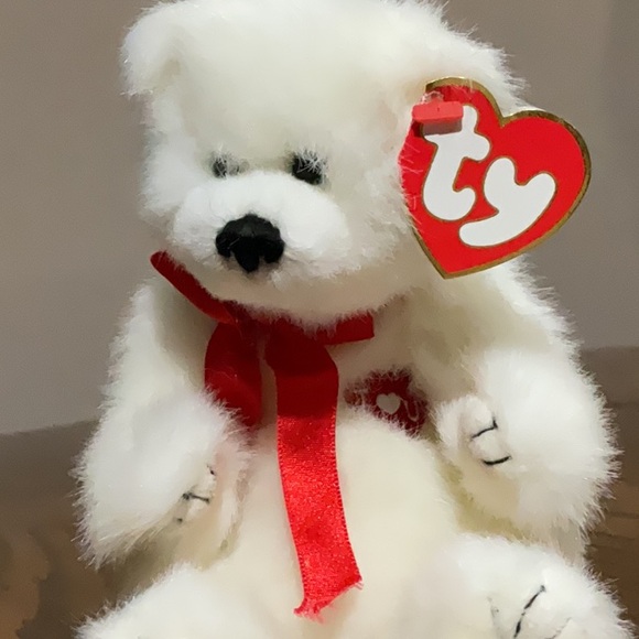 Ty Amore white with red embroidered “I♥️U”on chest collectible Valentine 💘 bear - Picture 1 of 13